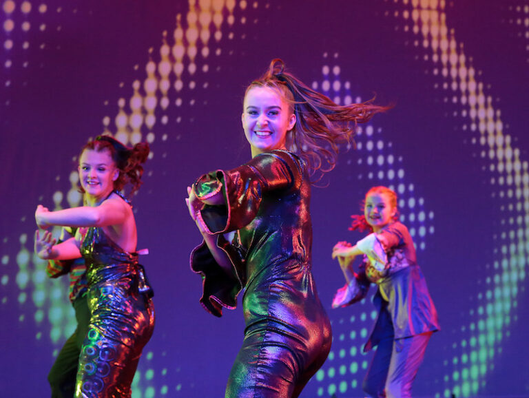 West End Kids 2089